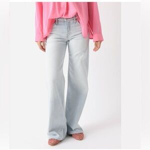 NWT RE/DONE Mid Rise + Wide Leg Jeans in Women's 25 (Color: Acqua) *Sold Out*